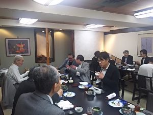 懇親会の様子